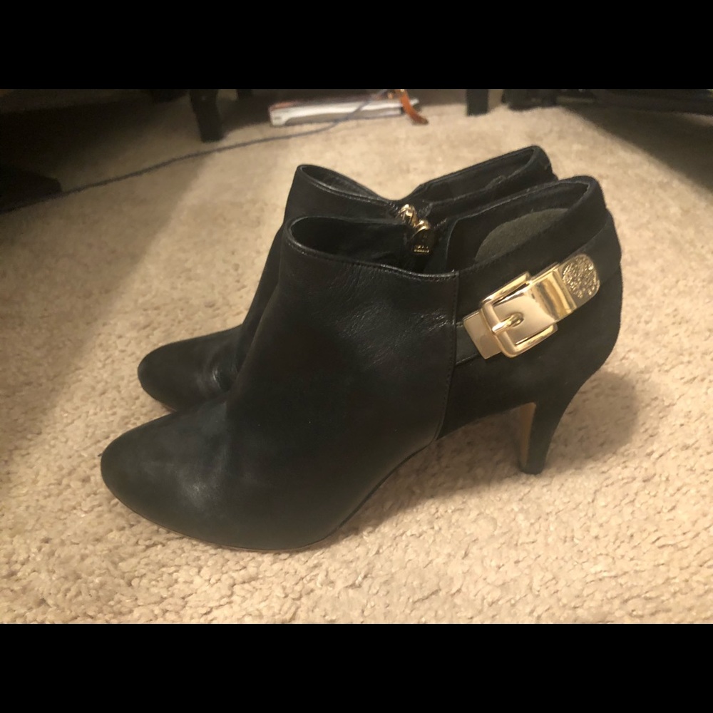 Vince Camuto black booties size 8